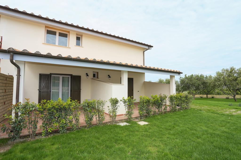 Bed And Breakfast Country Cottage Civitavecchia Exterior foto