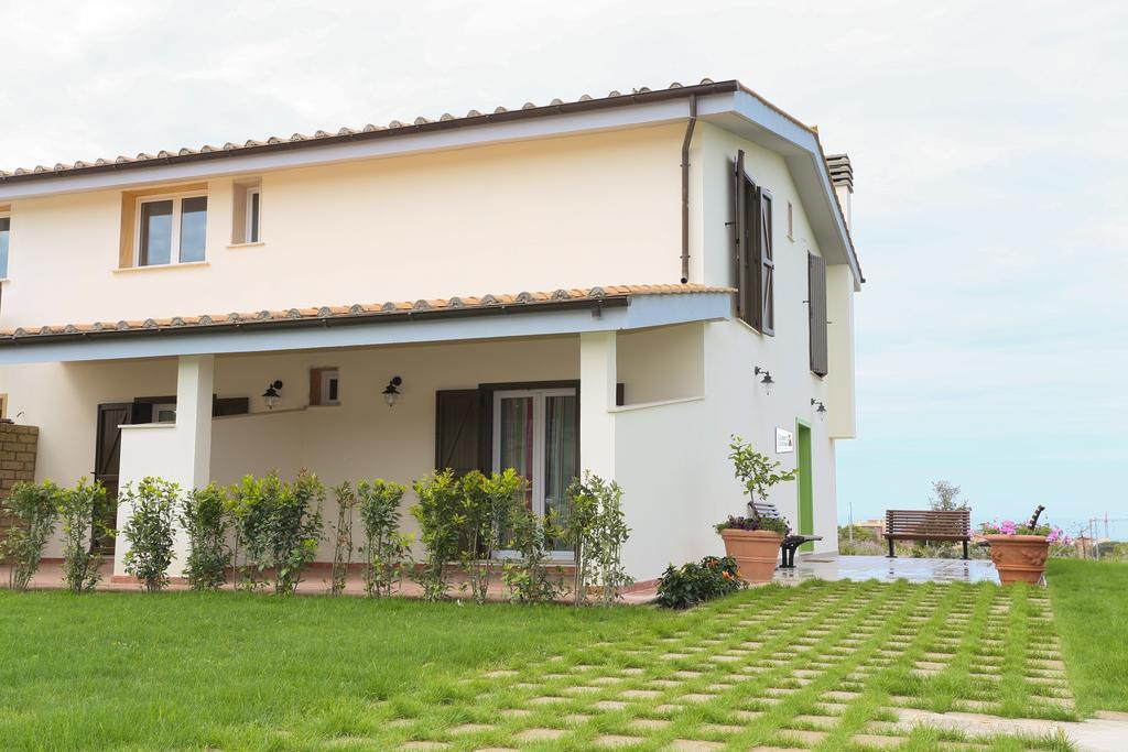 Bed And Breakfast Country Cottage Civitavecchia Exterior foto